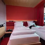 Hotel Yooma Urban Tour Eiffel 3*