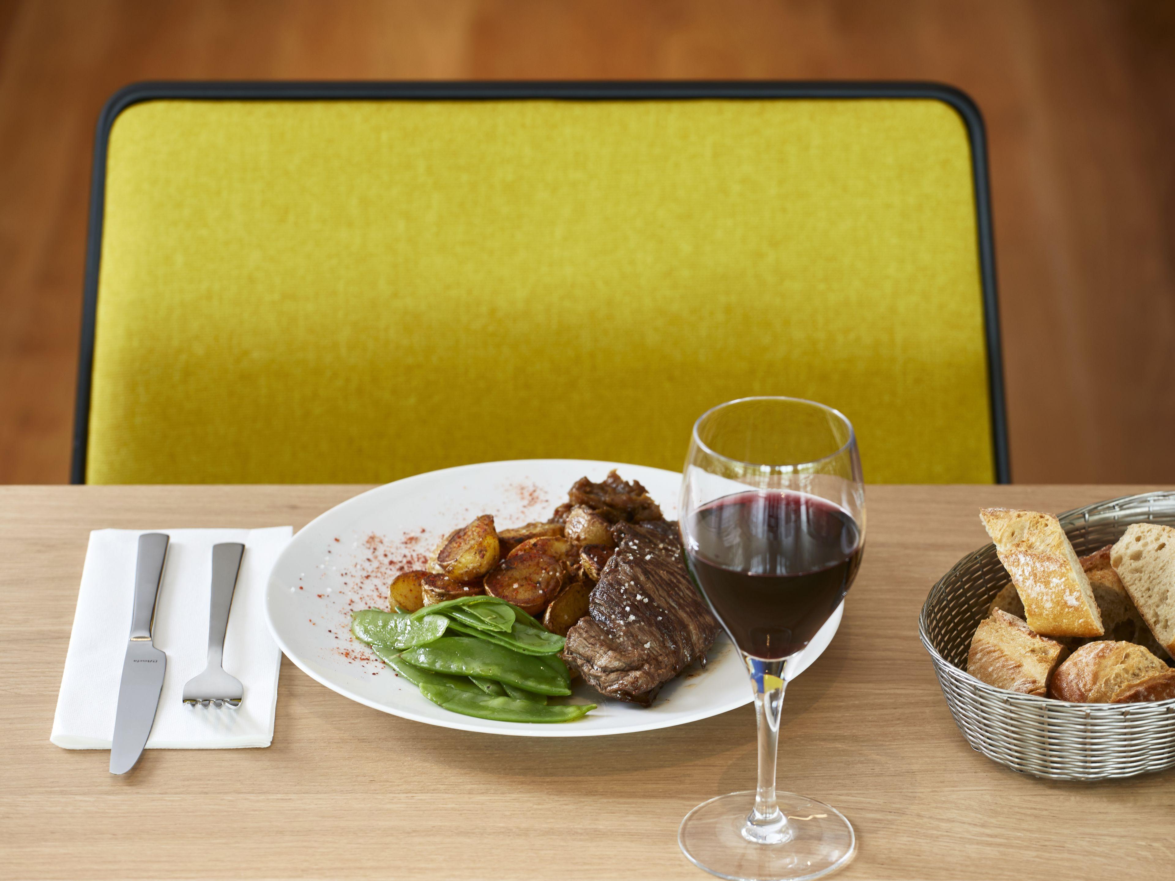 Hotel Yooma Urban Tour Eiffel 3*